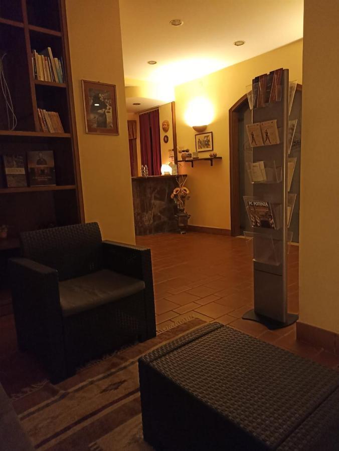 Locanda Di Eolo Vaglio di Basilicata Bagian luar foto
